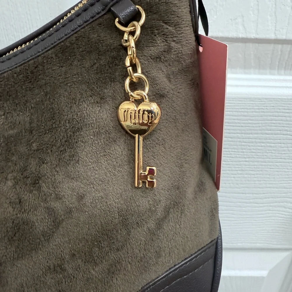 NWT Juicy Couture Juicy For All Hobo in Chocolate with Gold Accents - Picture 4 of 7